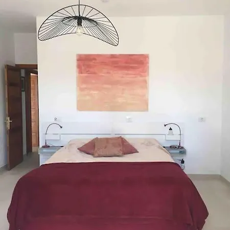 5bedroom,heated Pool,garden,100m Ocean 8 To 11p *
