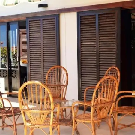 Βίλα 5bedroom,heated Pool,garden,100m Ocean 8 To 11p Costa Del Silencio
