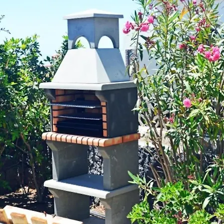 Βίλα 5bedroom,heated Pool,garden,100m Ocean 8 To 11p
